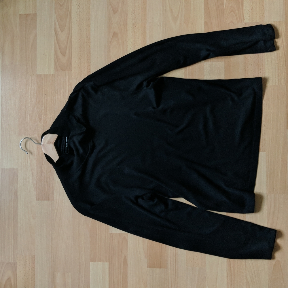 Club Monaco Black Long Sleeve Loose Turtleneck